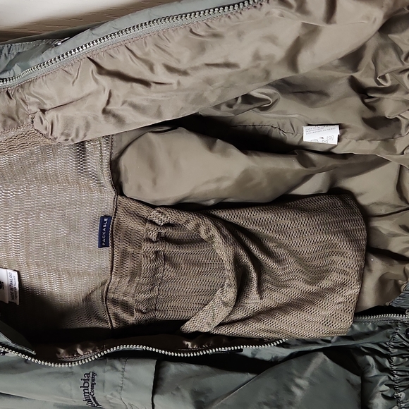Columbia Packable Men's S lightweight jacket - Picture 10 of 13
